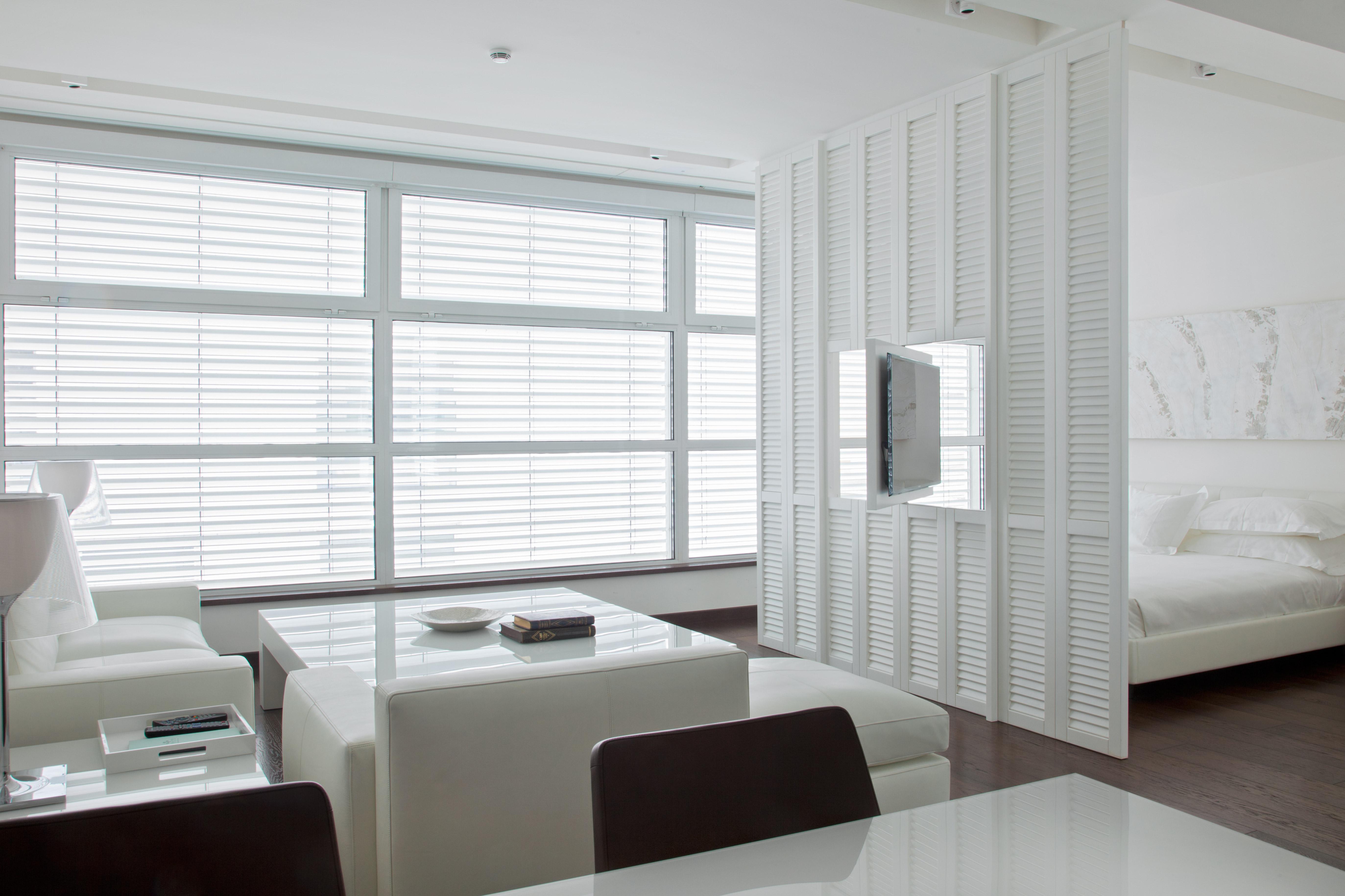 มัญญา ปาร์ โลเตล อา ปาร์ฟูม Hotel มิลาน ภายนอก รูปภาพ Venetian blinds