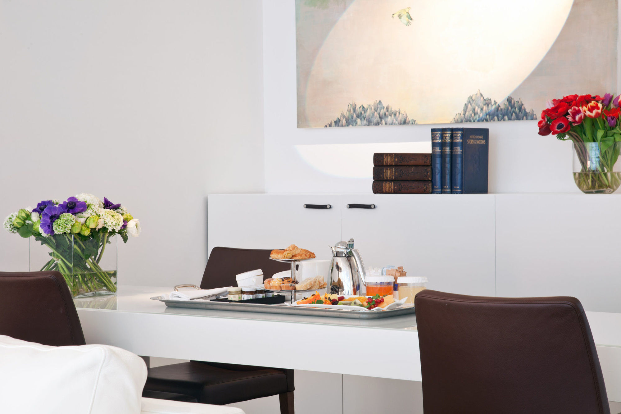 มัญญา ปาร์ โลเตล อา ปาร์ฟูม Hotel มิลาน ภายนอก รูปภาพ A typical breakfast tray